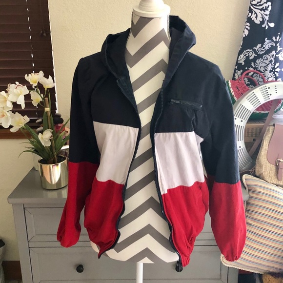 Brandy Melville Jackets & Blazers - Brandy Melville Jacket